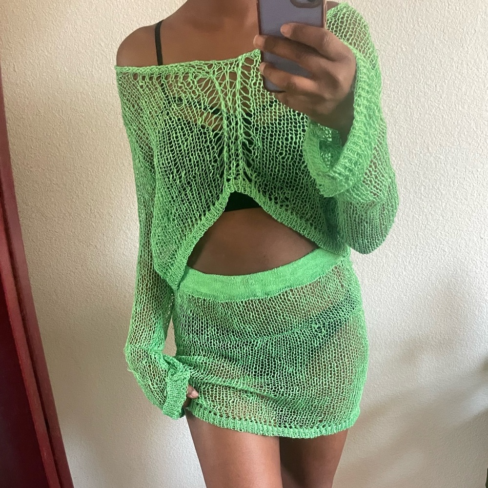 NEW Elsie and Fred Green Knit Beach Coverup Sarong